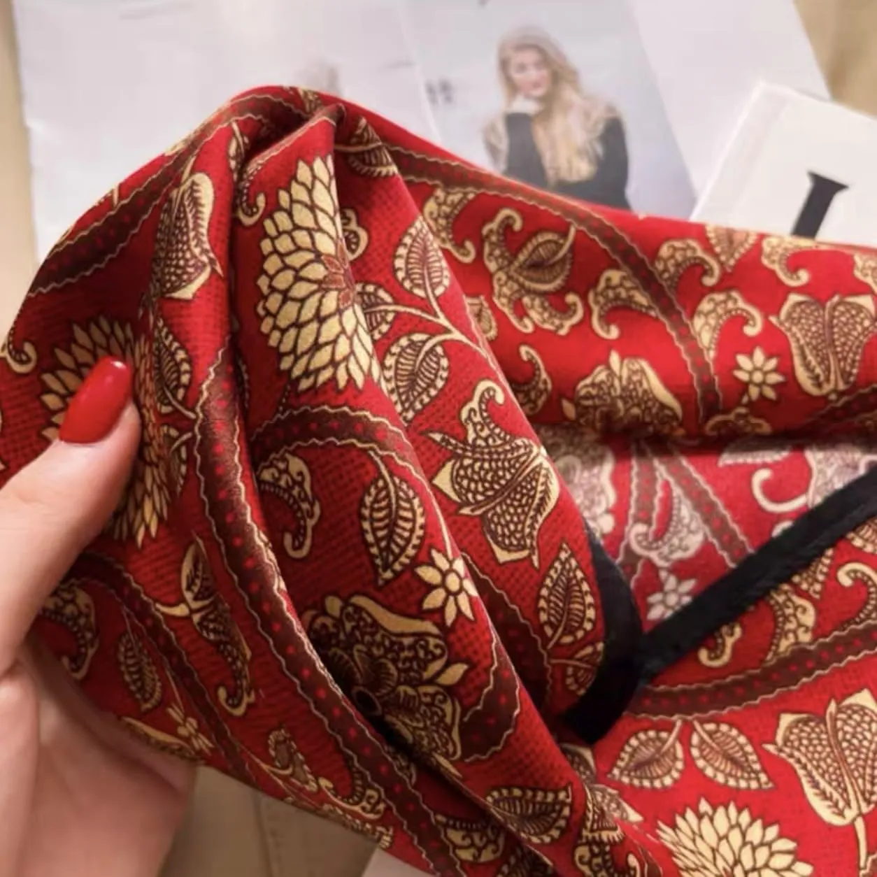 100% Pure Mulberry Silk Scarf 21"x21" Small Square Natural Silk Lightweight Digital Printed Neckerchief Scarves
