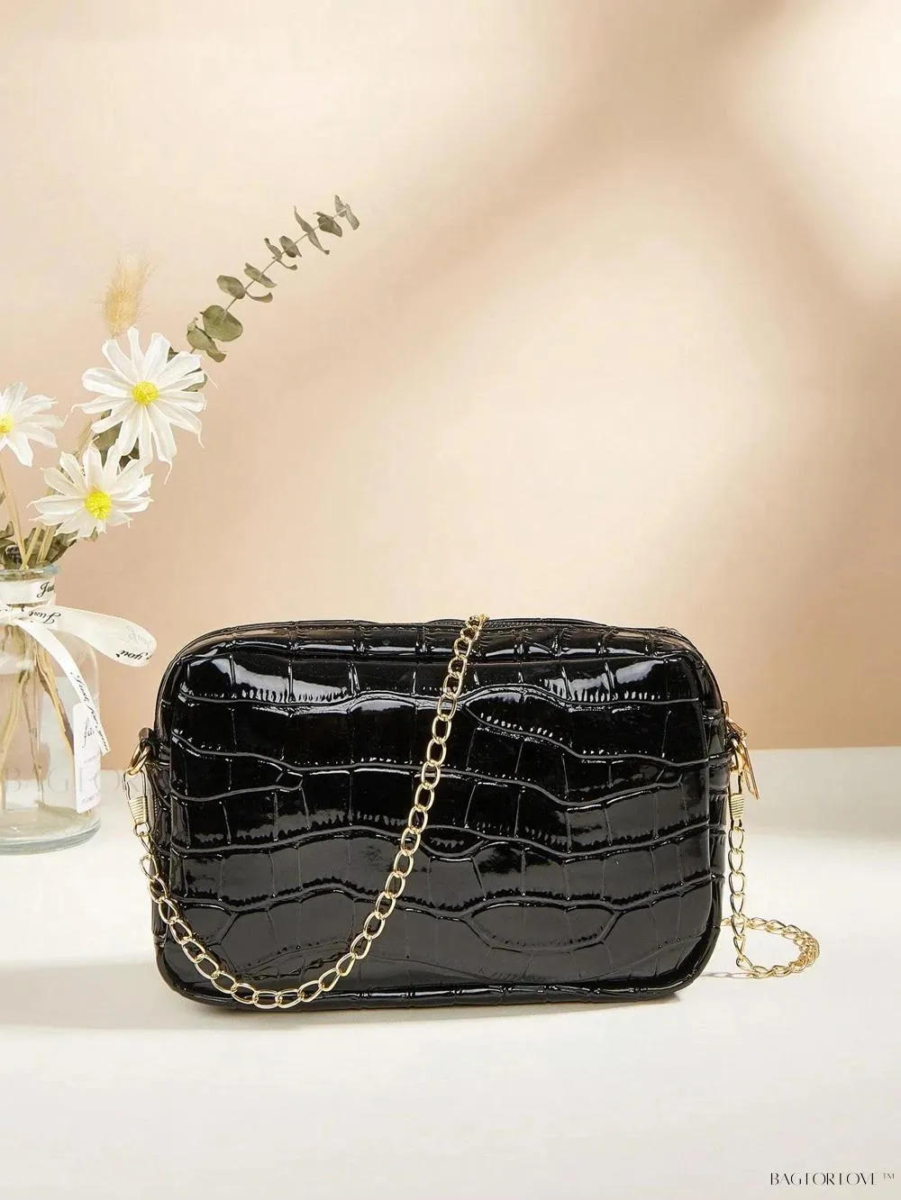 BagForLove - Elegant Women's Shoulder Bag for Everyday Use and Special Occasions