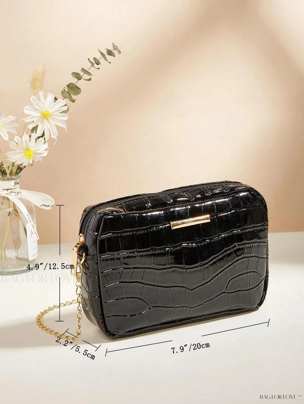 BagForLove - Elegant Women's Shoulder Bag for Everyday Use and Special Occasions