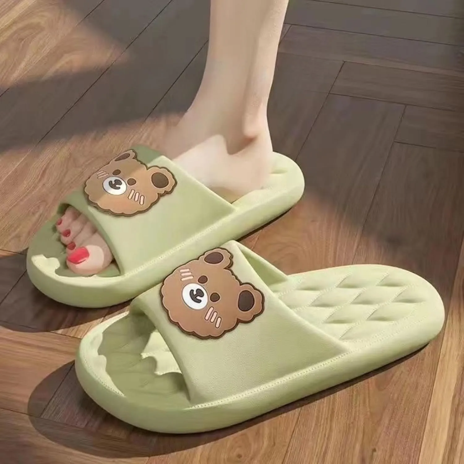Bear Slippers for Women Men Indoor Slides Sandals Cute Cartoon Animal House Slippers Couple Thickened Sole Home Slippers Comfy House Shoes Outdoor Shoes