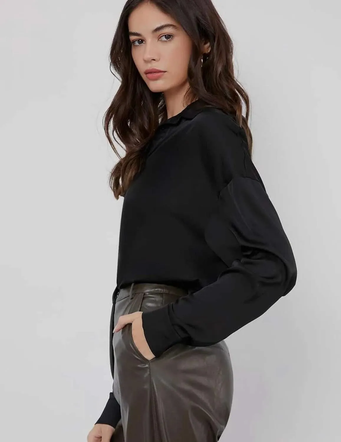 Chigant Women's Blouse Satin Silk Shirts Button Down Shirts Casual Loose Long Sleeve Office Work Tunic Tops