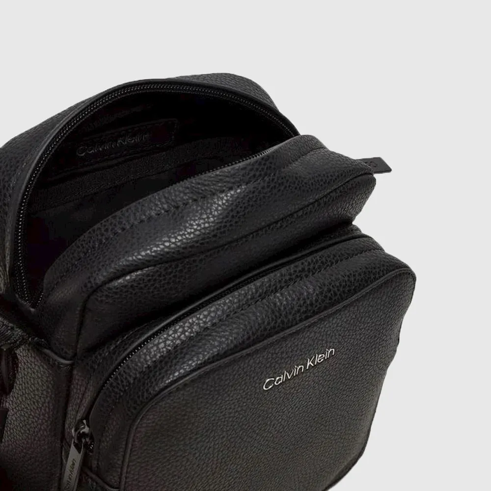 CK Must Reporter Bag - Black
