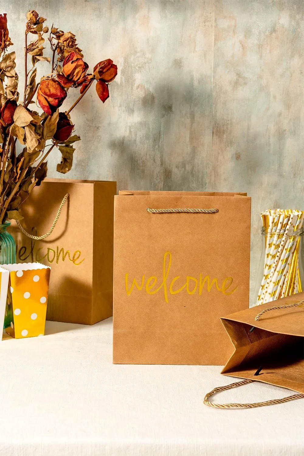 Crisky Welcome Kraft Gold Gift Bags for Wedding Hotel Guests, Birthday, Baby Shower, Party Favors, Set of 25