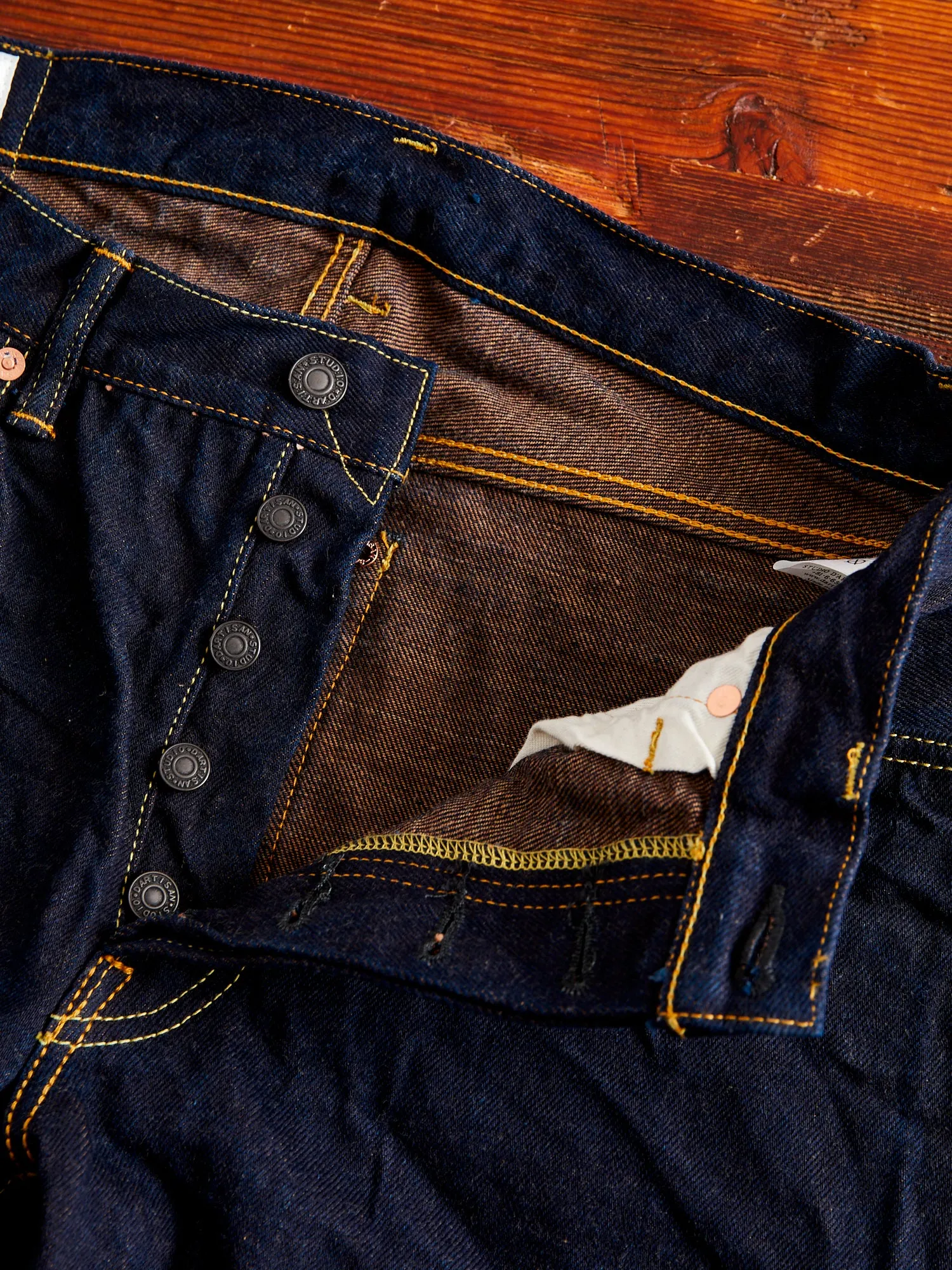 D1879S "Natural Indigo x Kakishibu" 15oz Aishibuzome Dyed Selvedge Jeans - Regular Straight Fit