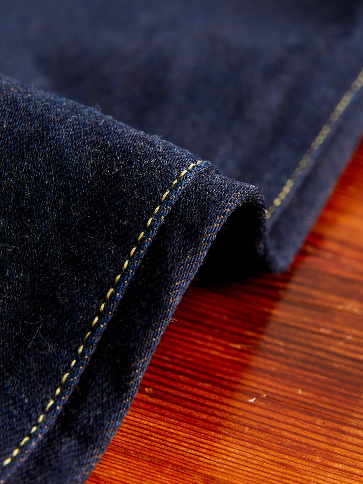 D1879S "Natural Indigo x Kakishibu" 15oz Aishibuzome Dyed Selvedge Jeans - Regular Straight Fit