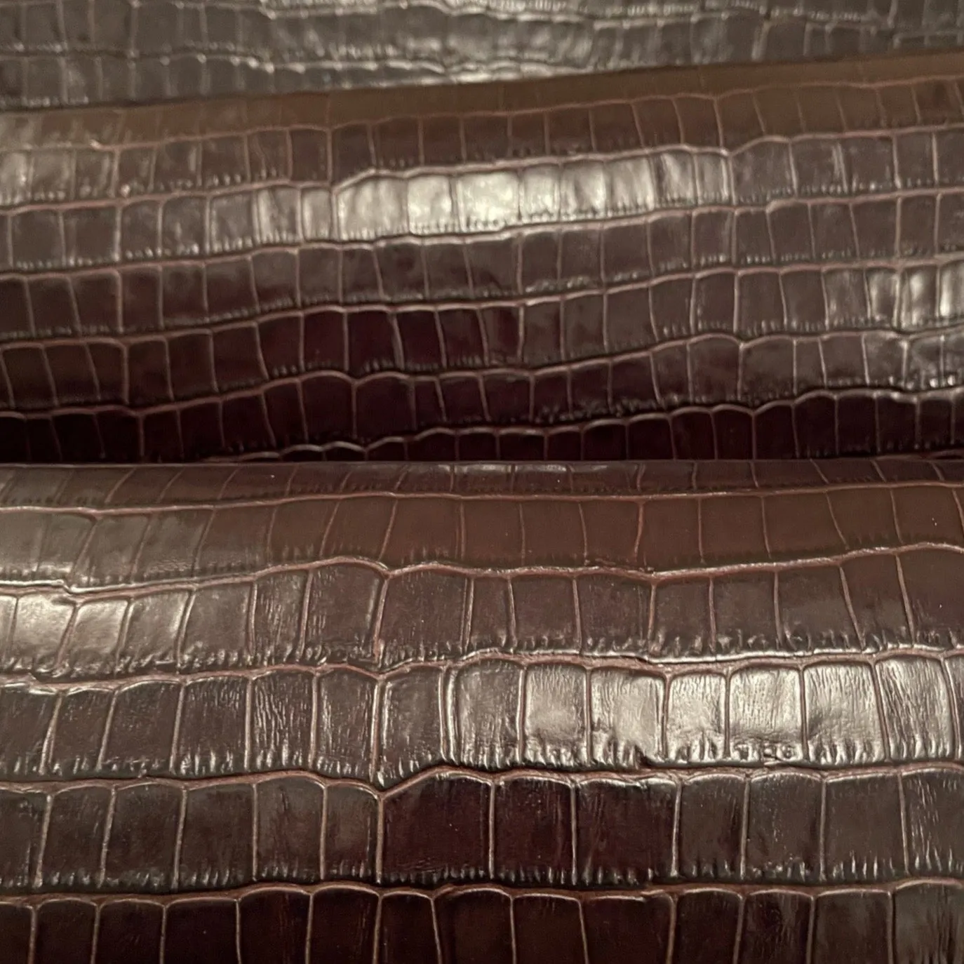 DAKARA - embossed double shoulder MOKKA