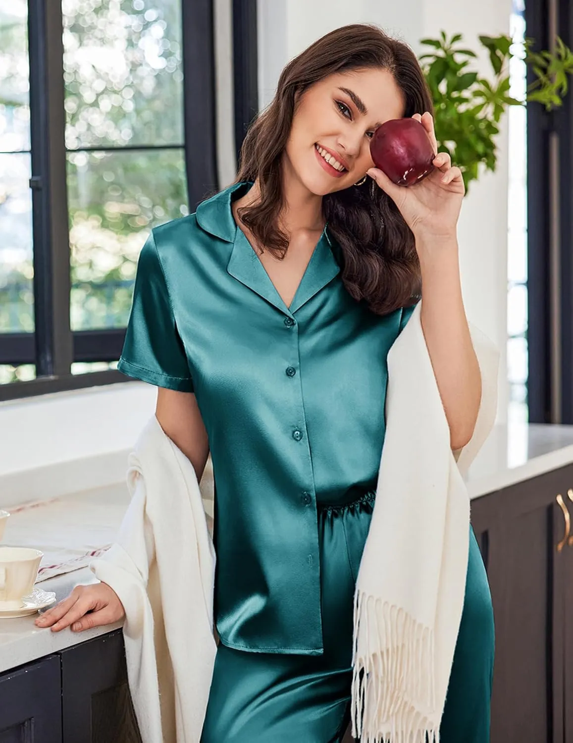 Ekouaer Womens Satin Pajamas Silk Capri Pjs 2 Piece Lounge Sets Short Sleeve Button Down Sleepwear