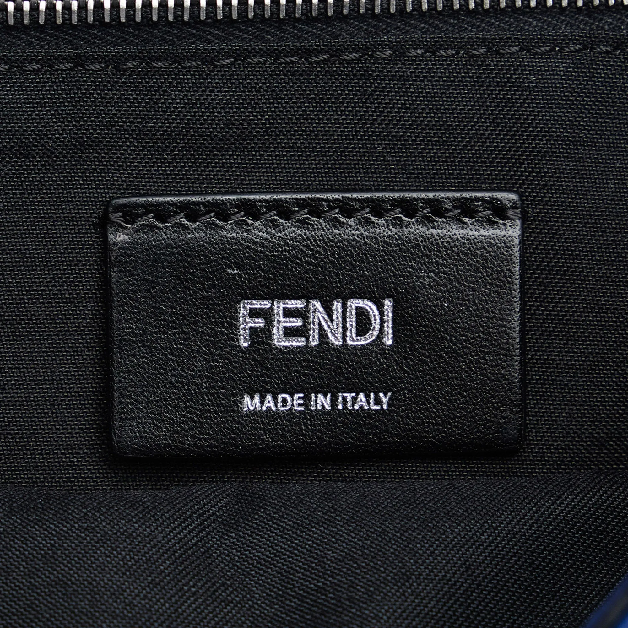 FF Embossed Baguette