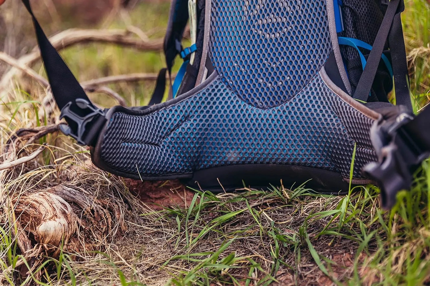 Gregory Citro 24, 30, 24 & 30 H2O Plus Unisex Day Hiking/Hydration Backpack