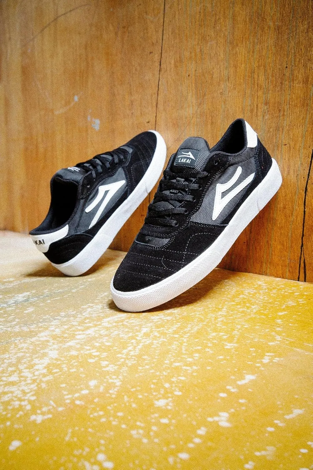Lakai Men’s Cambridge Low-Top Skateboarding Shoe