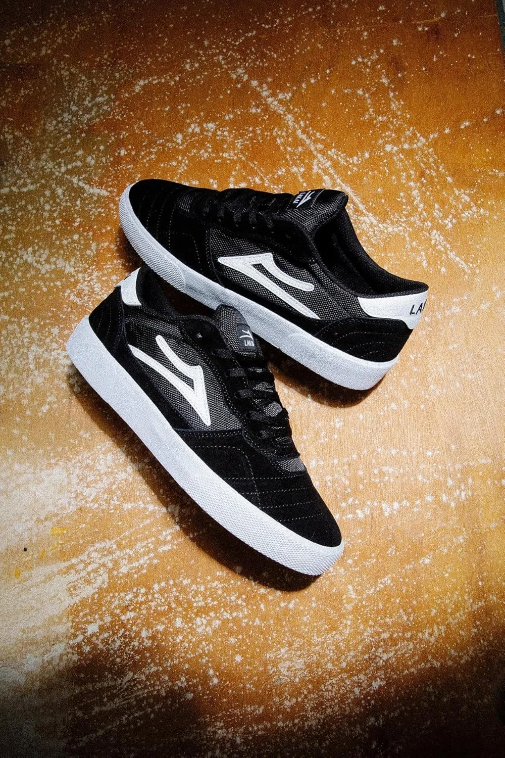 Lakai Men’s Cambridge Low-Top Skateboarding Shoe