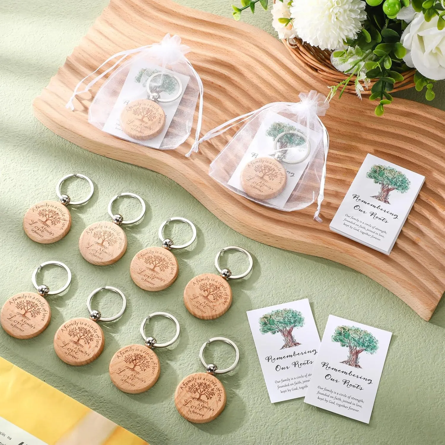 Misdary Family Reunion Favors Tree Keychain Thank You Cards and Organza Bags Home Souvenir Gift