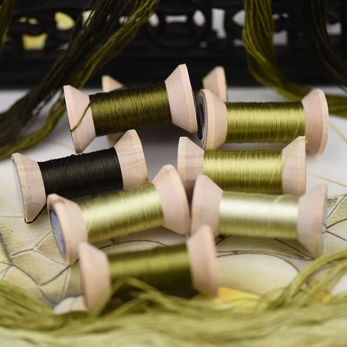 Natural 100% Mulberry Handmade Embroidery Silk Thread Silk Floss (85)