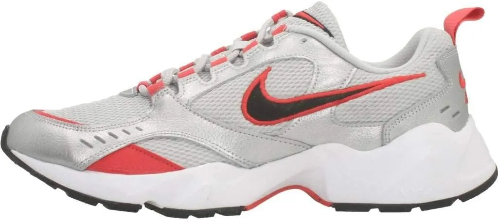 Nike Men's Fashion Sneakers