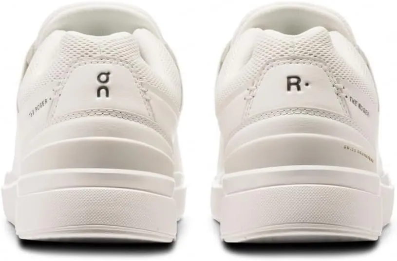 On Women's The Roger Advantage Sneakers