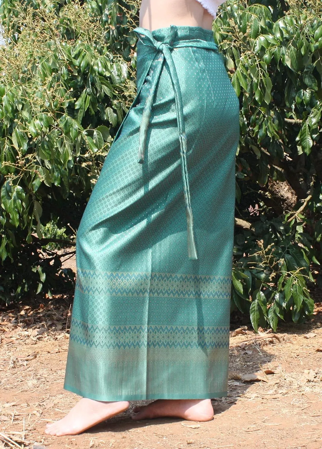 RaanPahMuang Brand Traditional Thailand Luxurious Silk Wrap Skirt Thai Formal Sarong