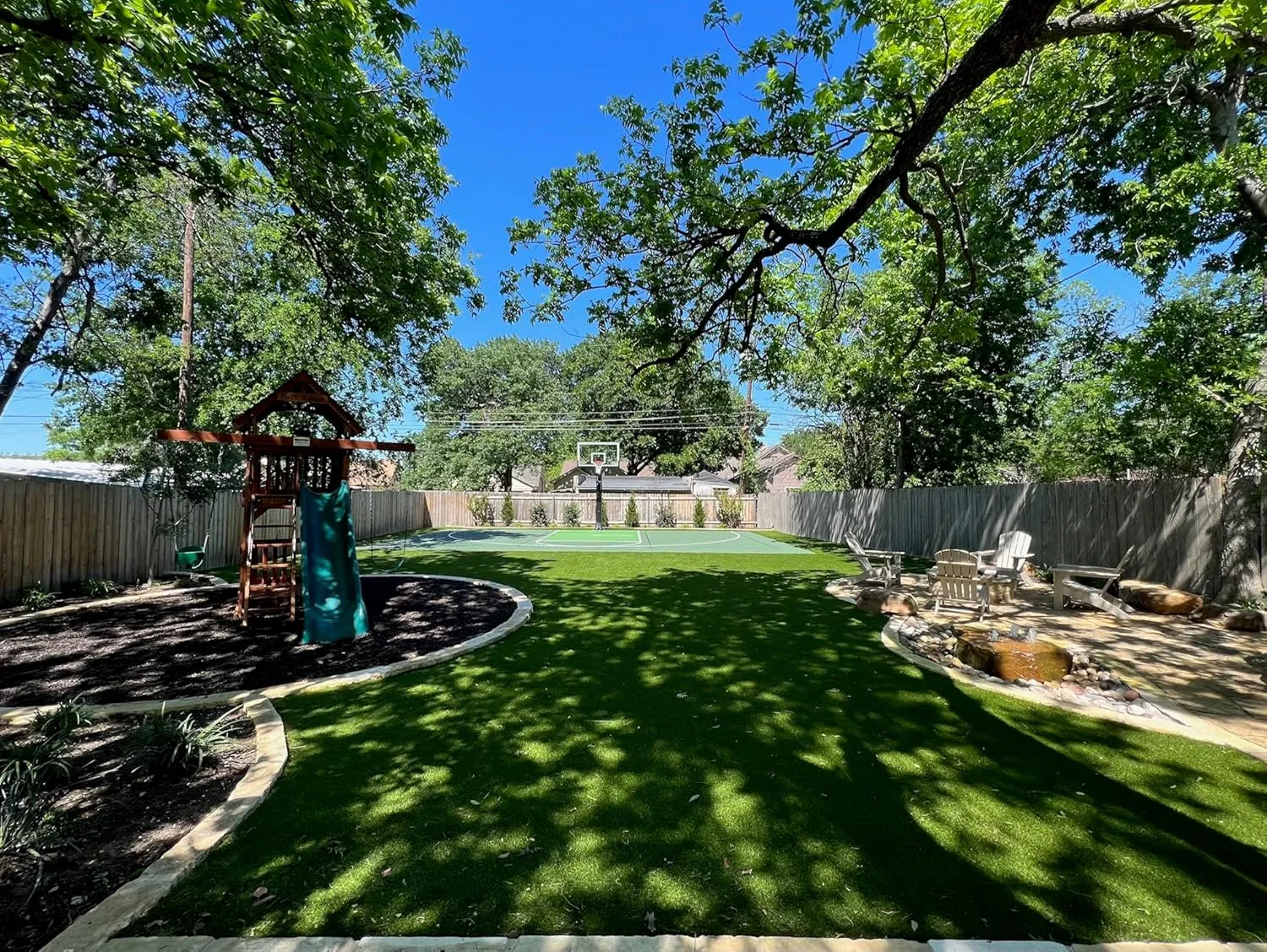 Rubber Mulch for Playgrounds and Landscaping (Brown, 3 Pallets - 150 Bags - 225 Cu Ft - 6,000 lbs)