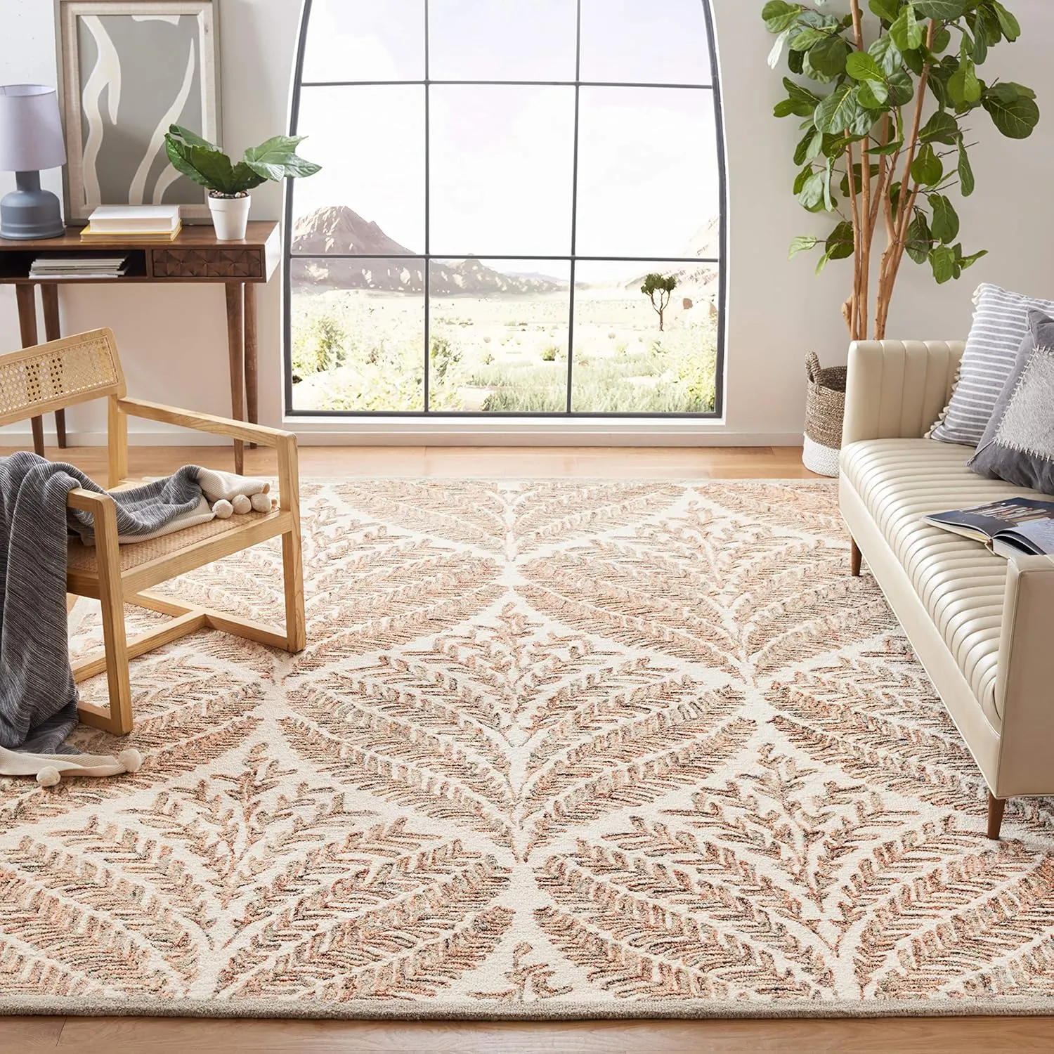 SAFAVIEH Capri Collection Area Rug - 5' x 8', Ivory & Brown, Handmade Wool, Ideal for High Traffic Areas in Living Room, Bedroom (CPR208T)