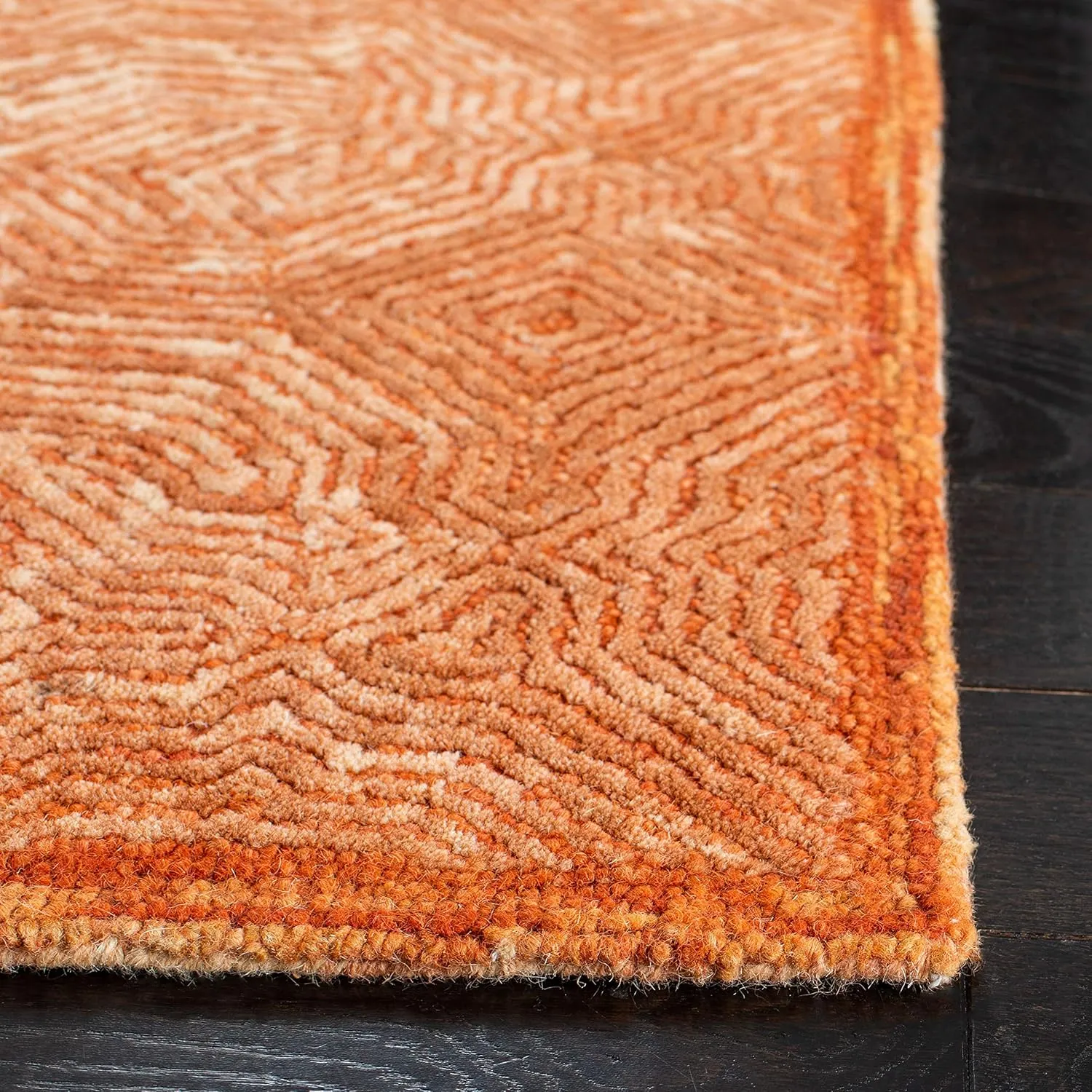 SAFAVIEH Ikat Collection Area Rug - 9' x 12', Rust, Handmade Wool, Ideal for High Traffic Areas in Living Room, Bedroom (IKT506P)