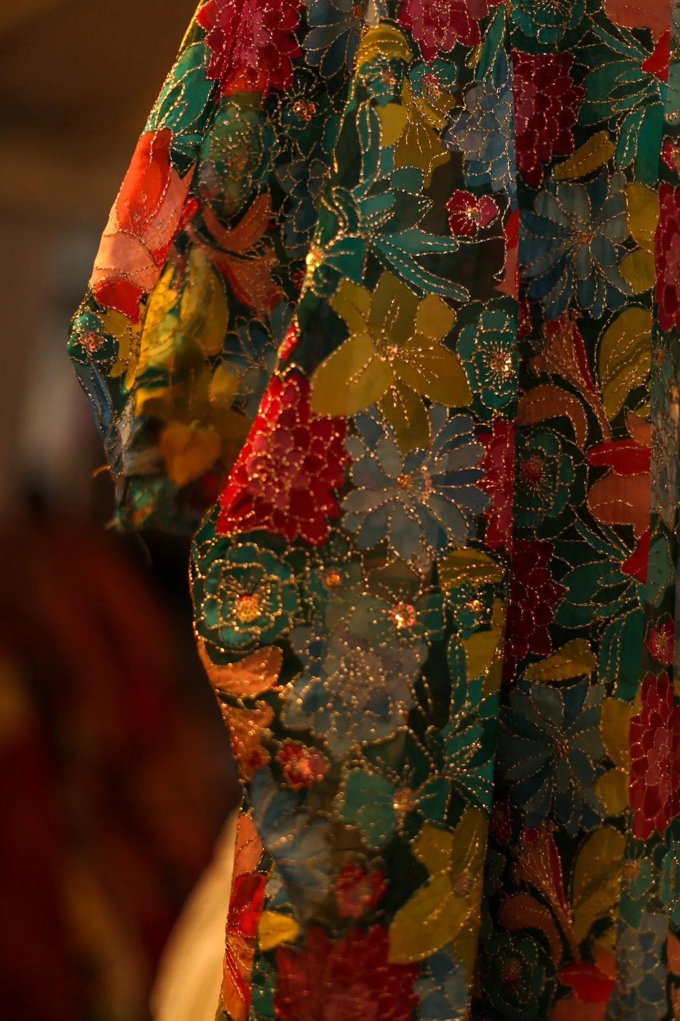 SILK EMBROIDERED KIMONO HANSU