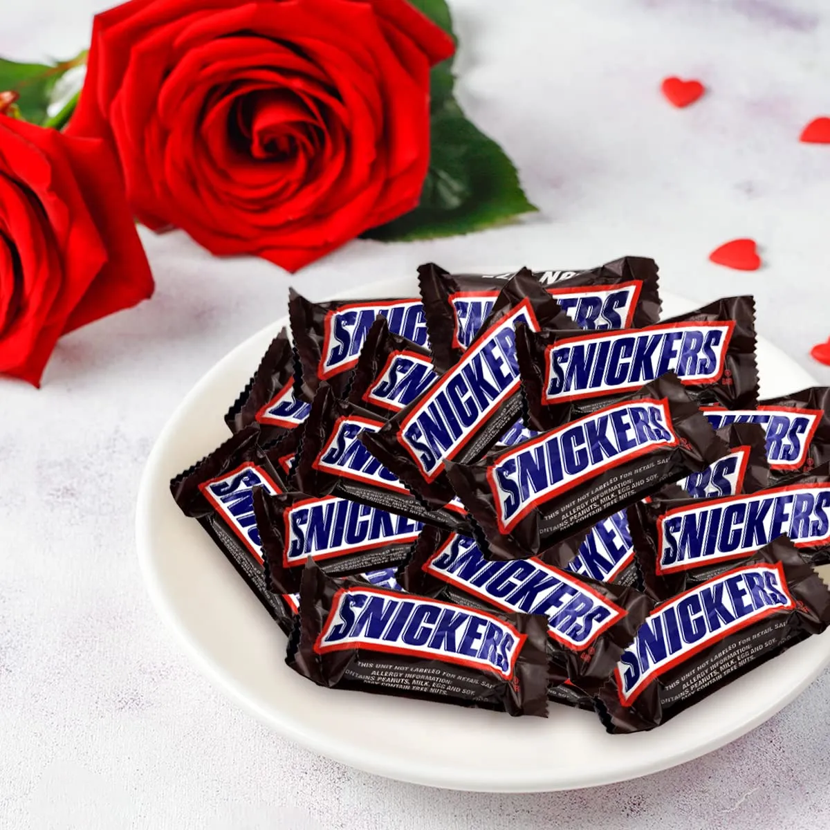 SnickerCandy Bars - Bag of SnickersFun Size Easter Candy Bars - Individually Wrapped SnickersBars - Bulk Candy, Easter Candy, Halloween, Birthday Party Favors (2 LBS)