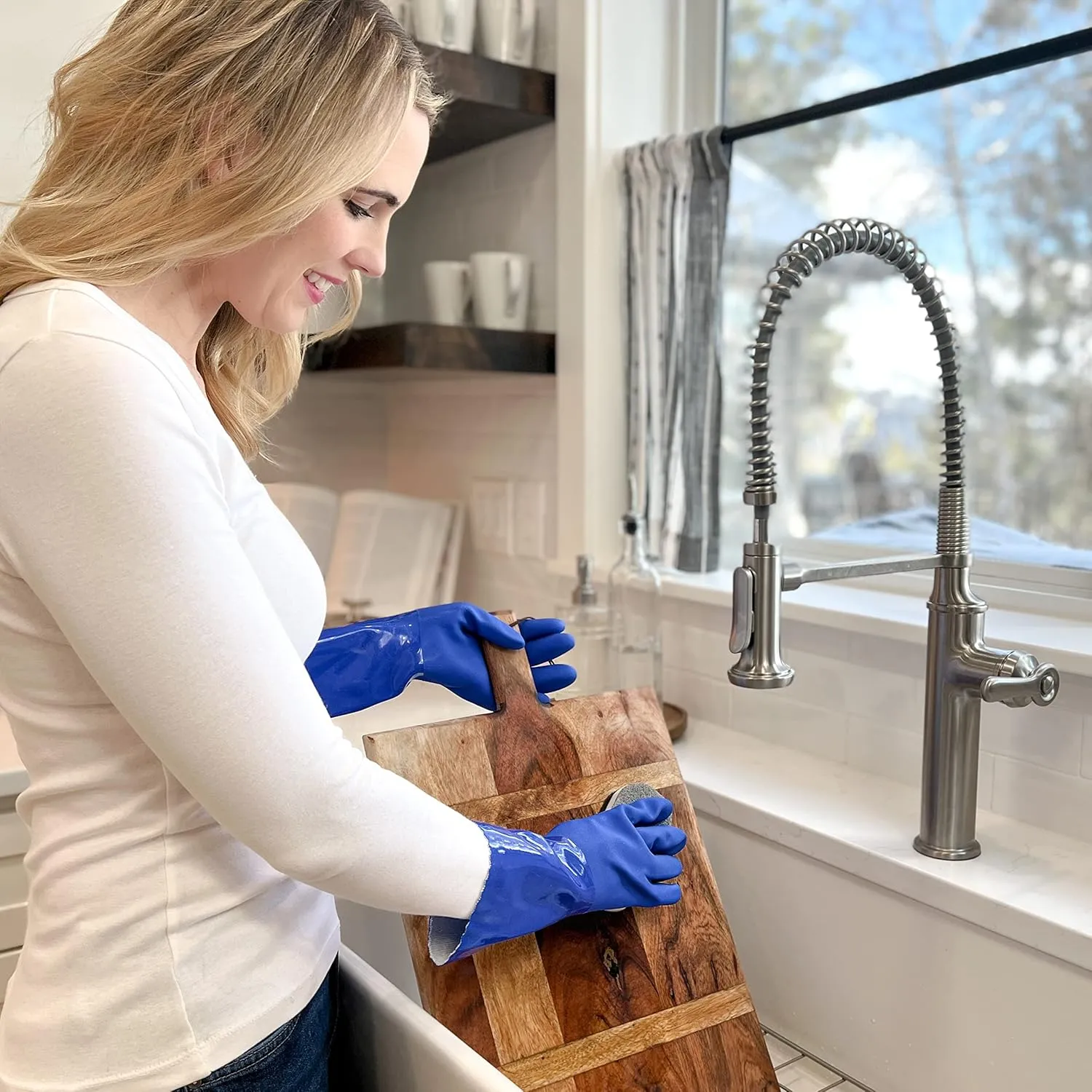 Ultimate Rubber Household PVC Gloves with Comfortable Cotton Lining, Anti-Slip surface, Kitchen Dishwashing, Extra Thickness, Kitchen Cleaning, Working, Painting, Pet Care (Large, Blue)