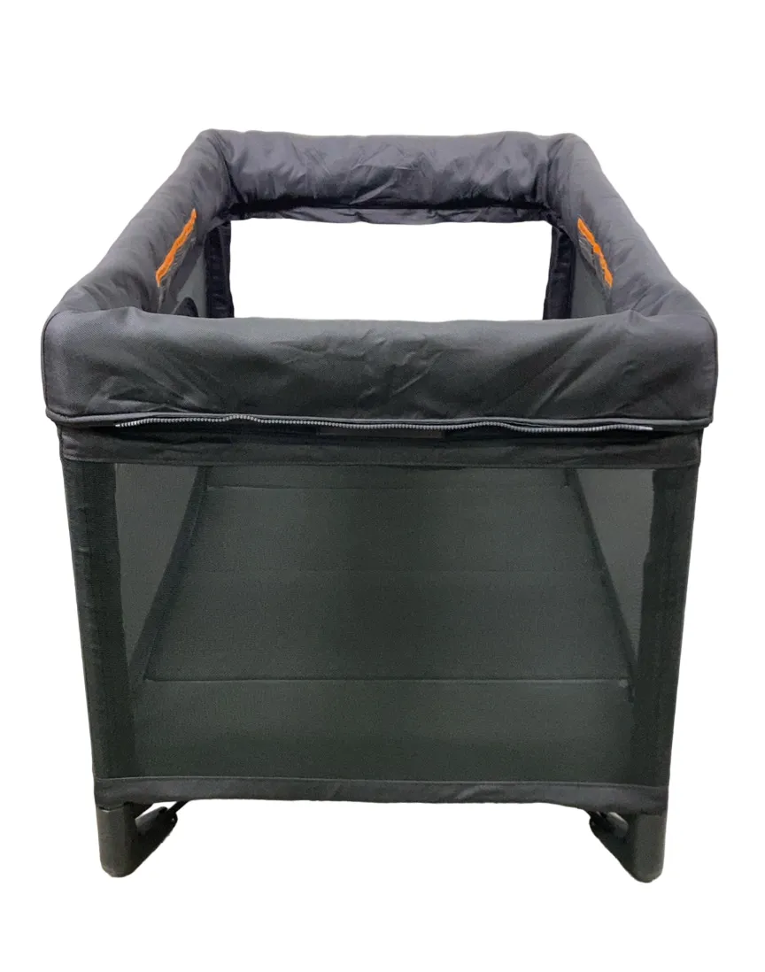 UPPAbaby REMI Playard, Jake (Charcoal)