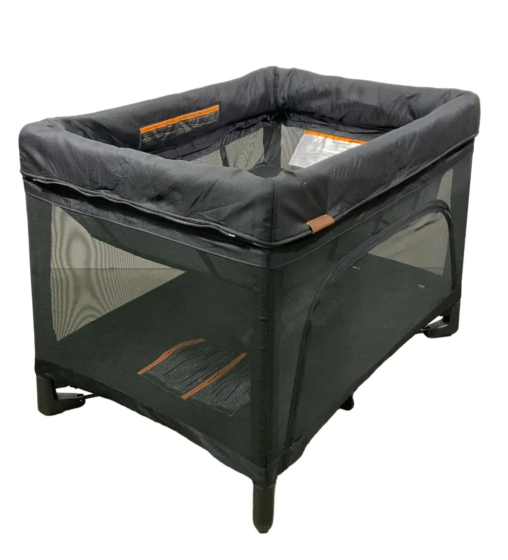 UPPAbaby REMI Playard, Jake (Charcoal)